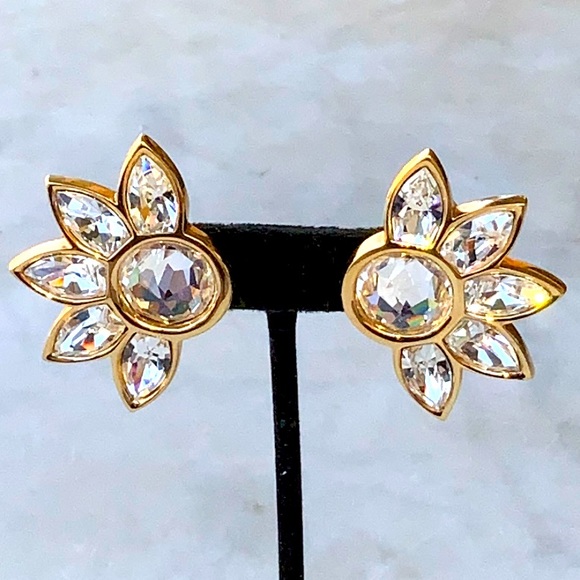S A L SWAROVSKI EARRINGS CRYSTAL GOLD CLIP ON VINTAGE 1990’s - Picture 2 of 10